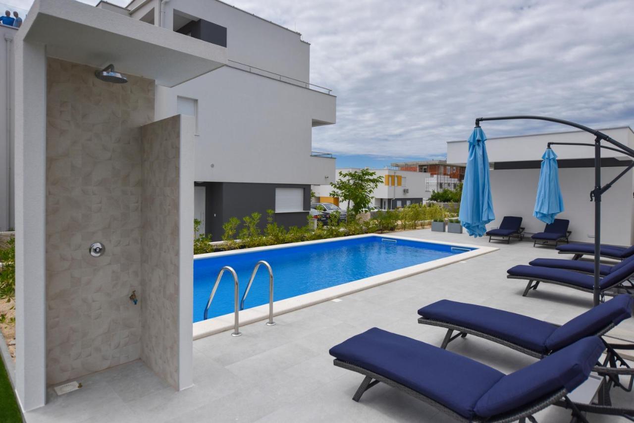 Pool Apartments & Rooms Mare Novalja Exterior foto
