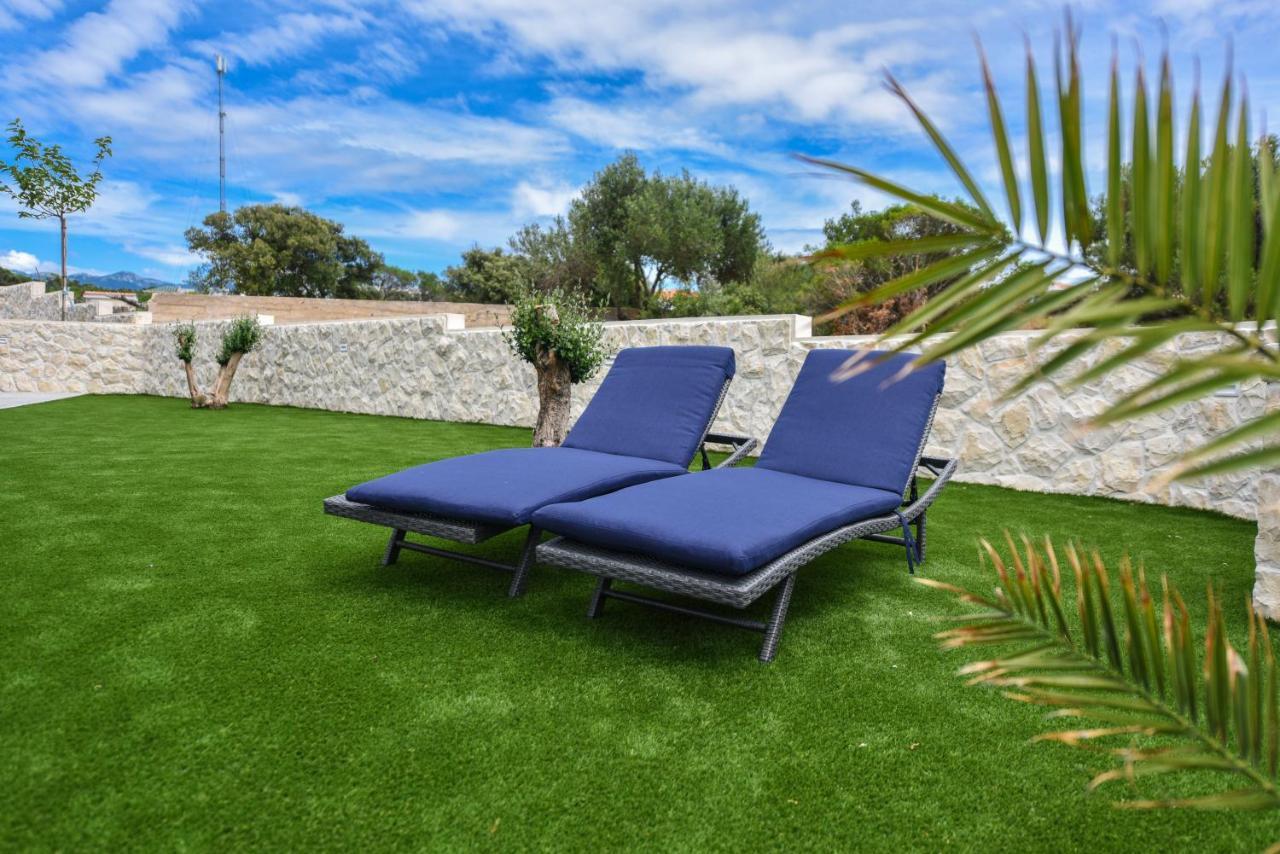 Pool Apartments & Rooms Mare Novalja Exterior foto